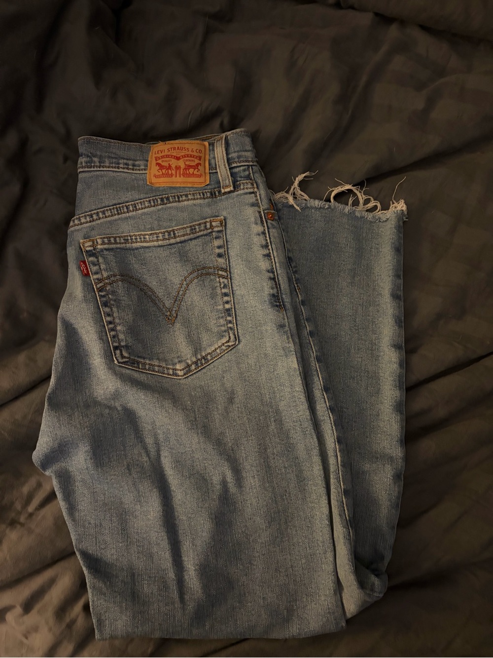 Women’s Levi jeans